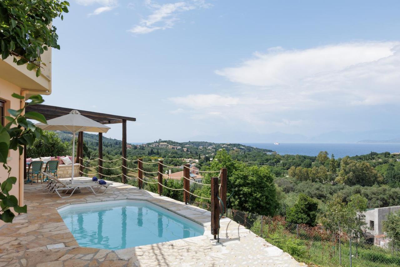 Dendrilia Villa & Suite By Rodostamo Collection คัสซิโอปี ภายนอก รูปภาพ